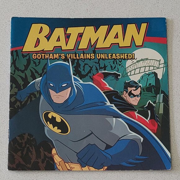 5 Super Hero Paperback Books - Picture 2 of 11